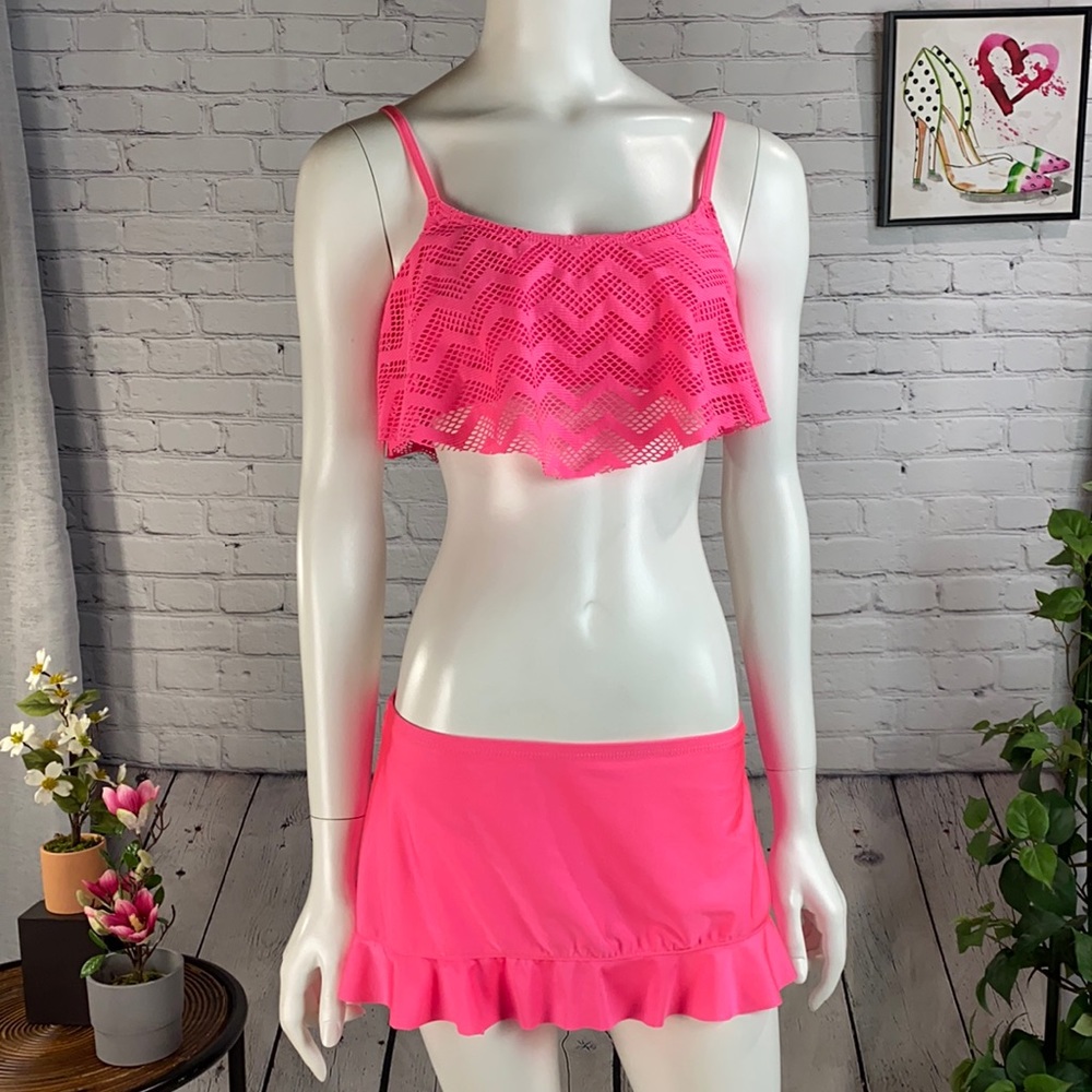 HULA HONEY Pink Bikini Size: Top: Med Bottom: Lg
